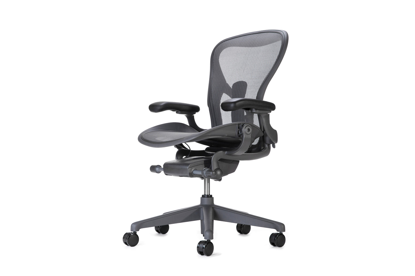 Aeron Chair - Graphite (12 Year Warranty)