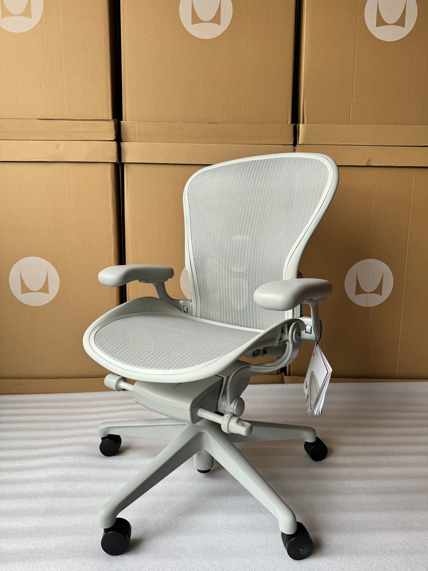 Aeron Chair - Mineral Satin Aluminium Base (12 Year Warranty)