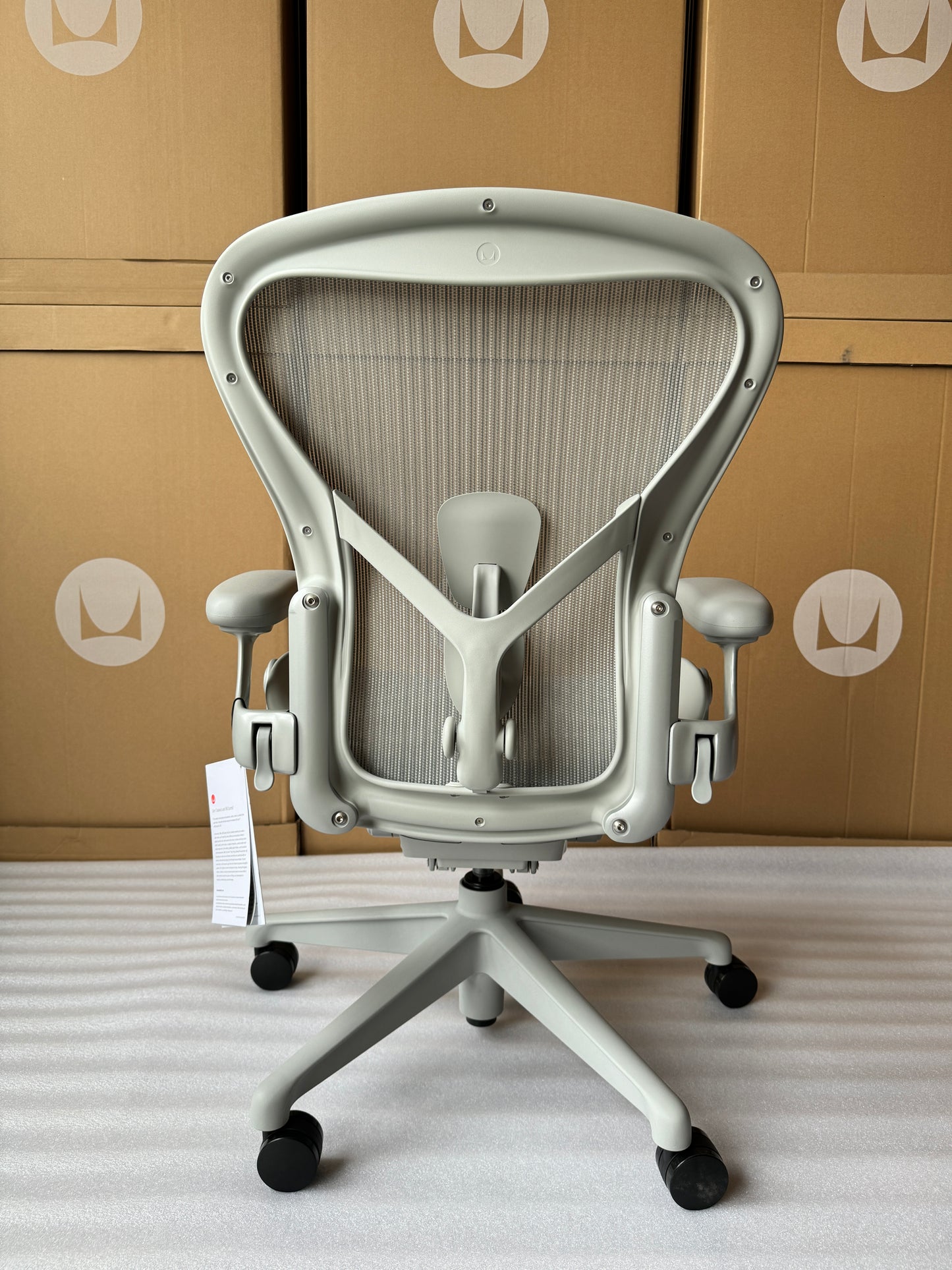 Aeron Chair - Mineral Satin Aluminium Base (12 Year Warranty)